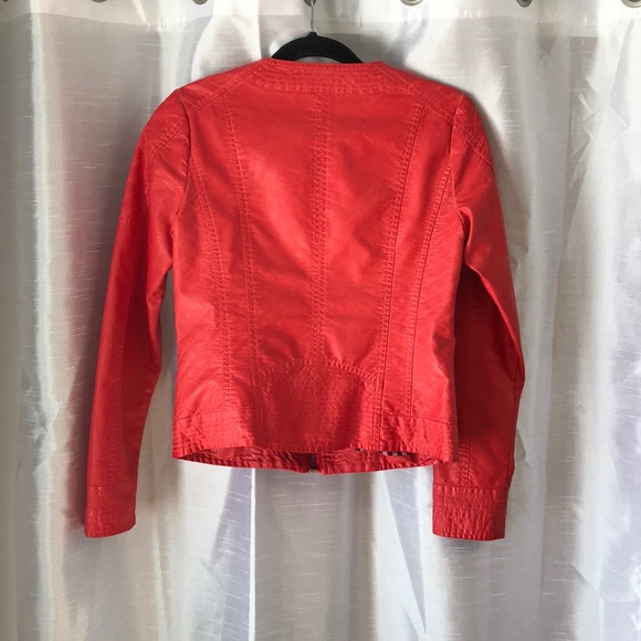 Point Zero Jacket - Picture 2 of 4